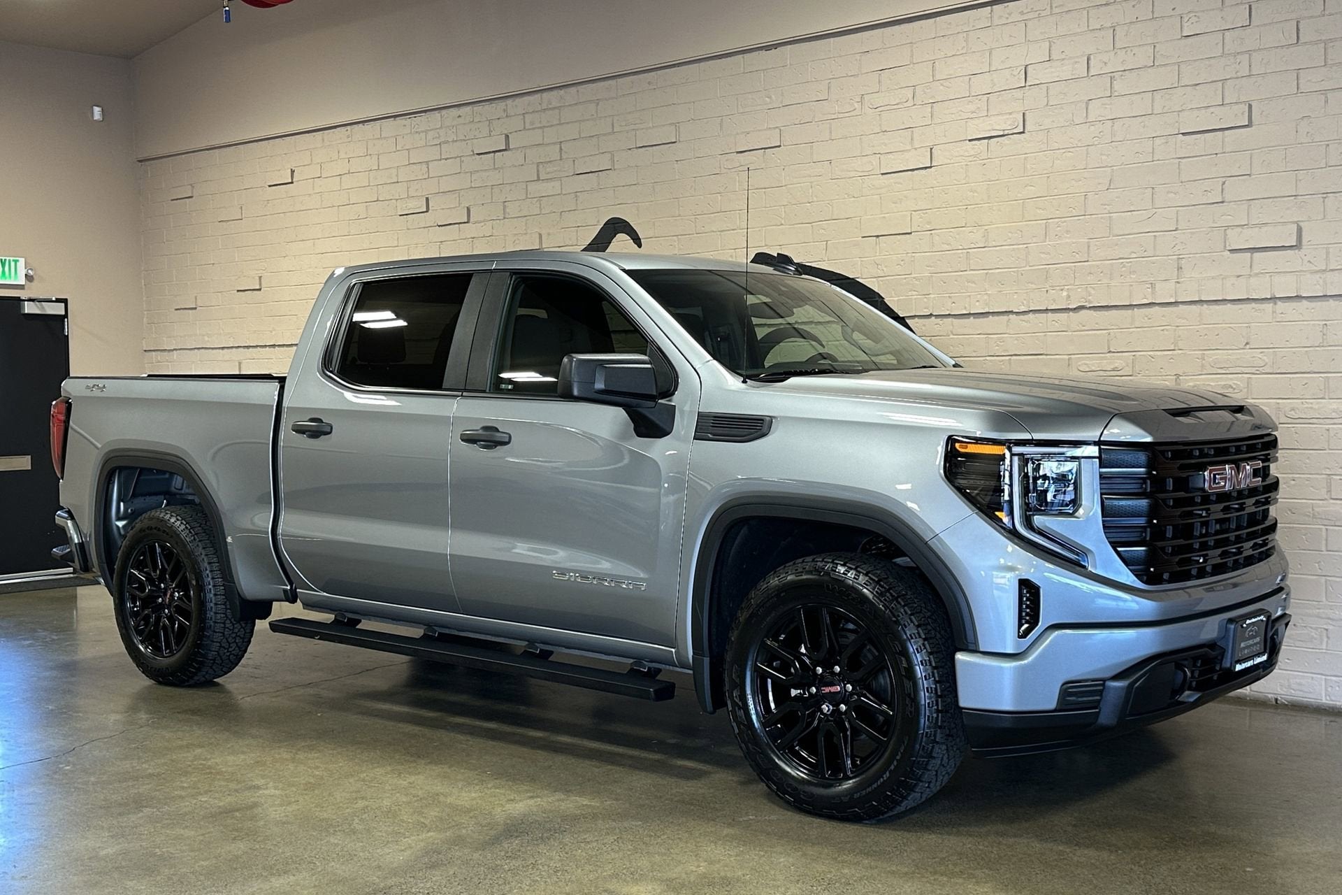 2023 GMC Sierra 1500 Pro