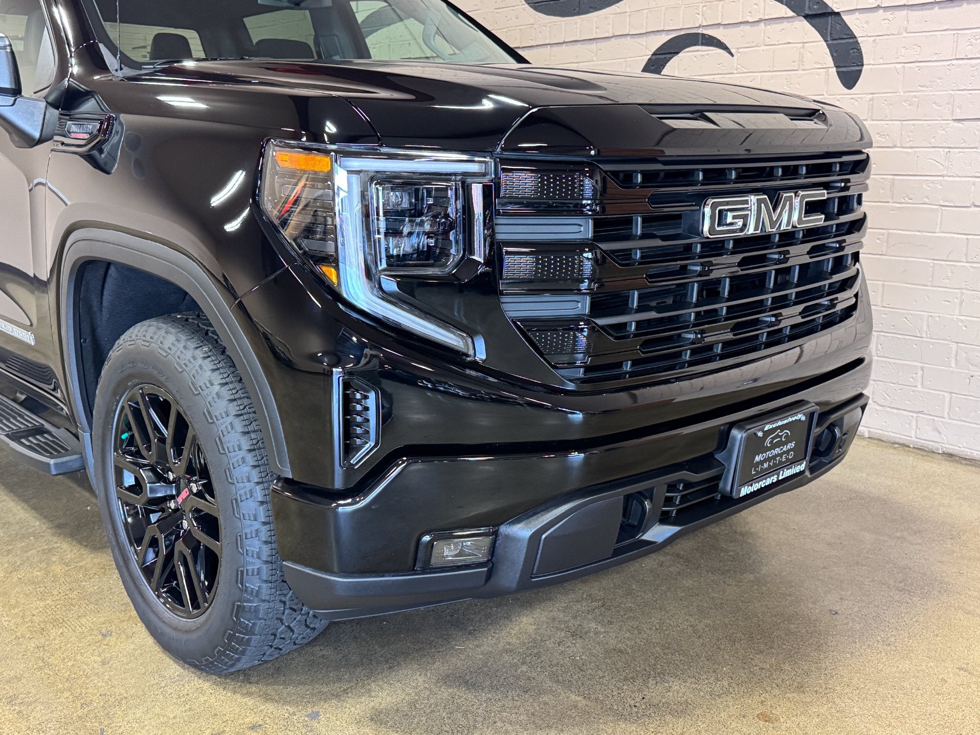 2024 GMC Sierra 1500 Elevation