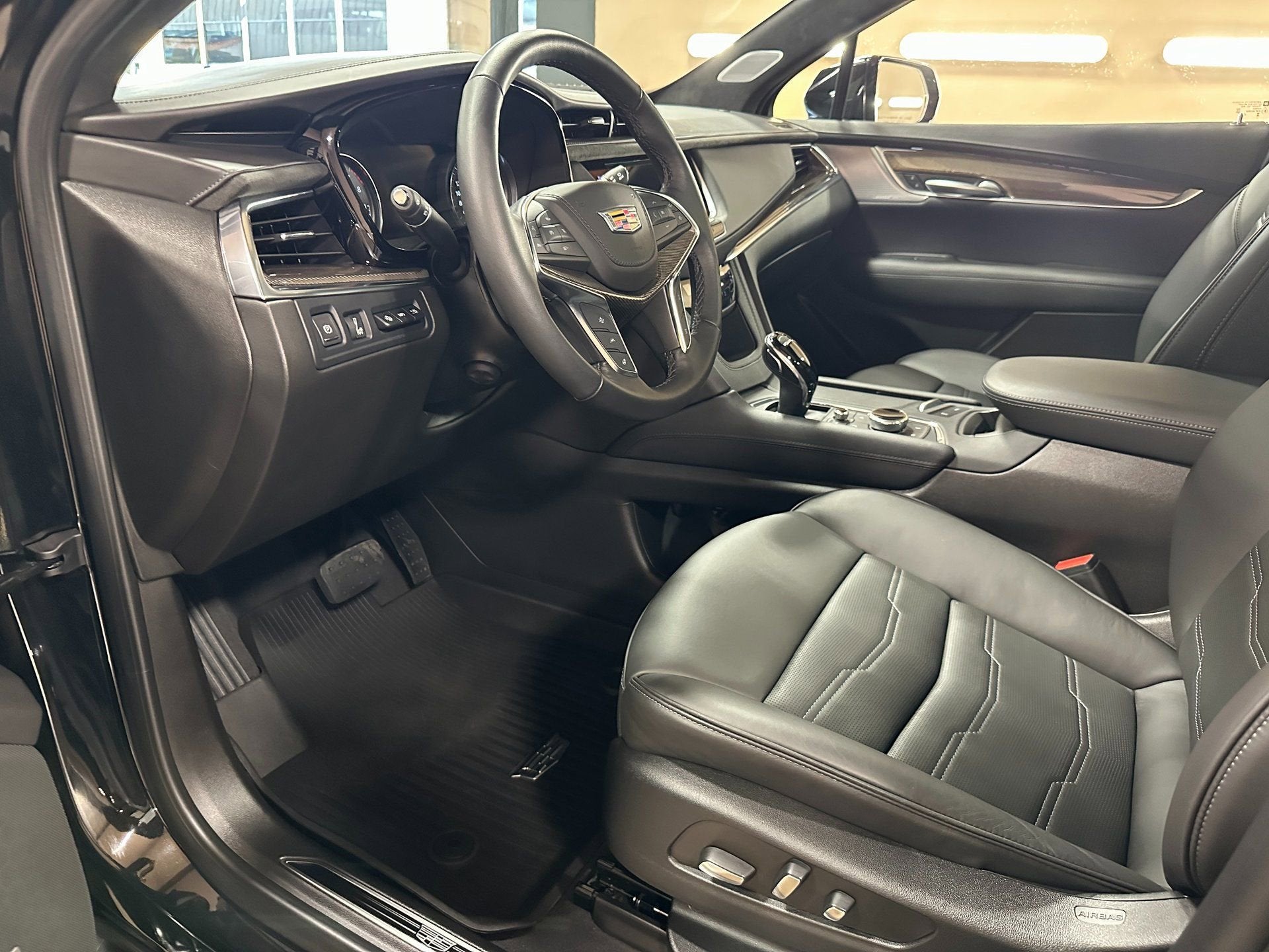 2023 Cadillac XT5 AWD Premium Luxury