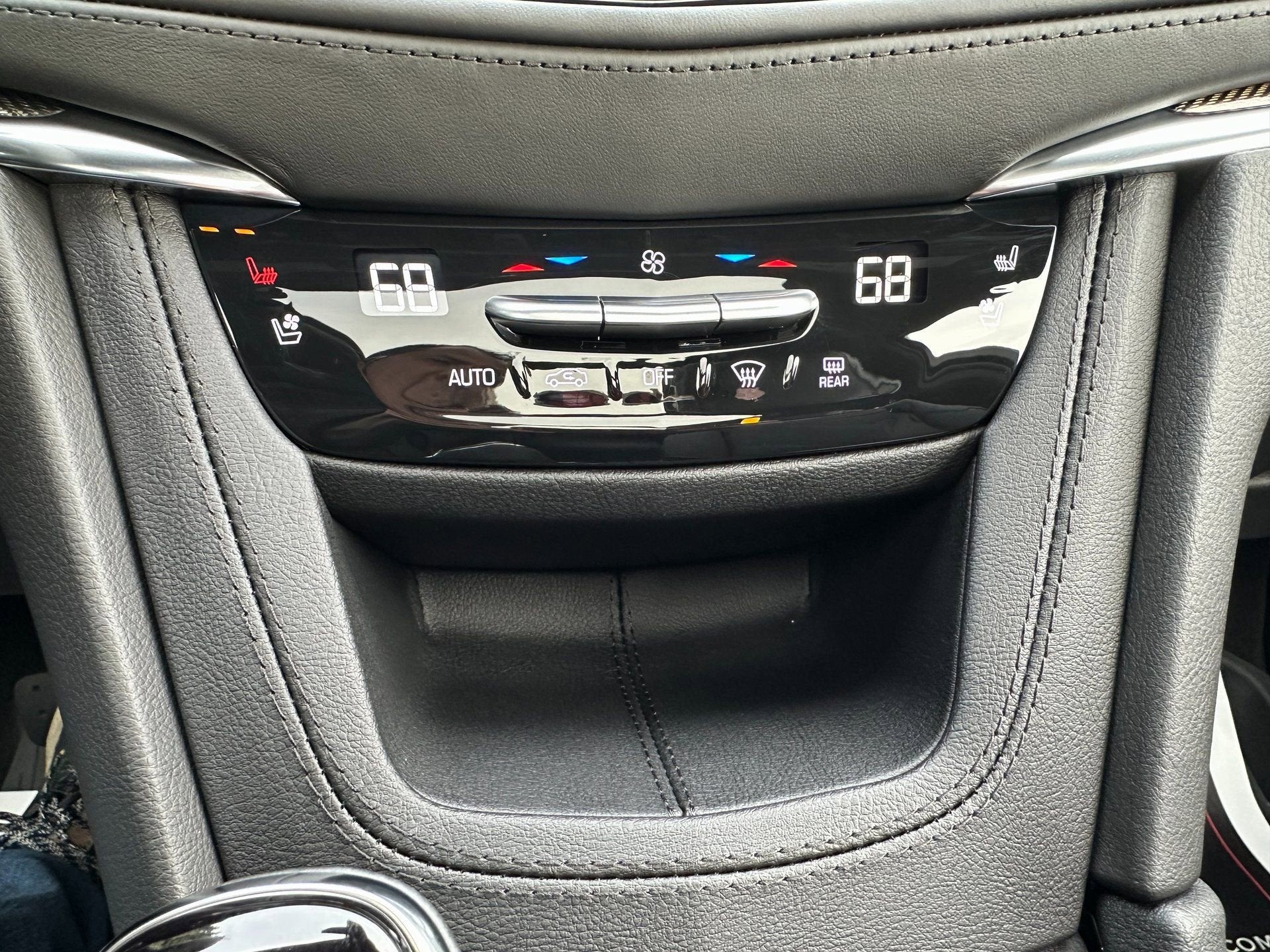 2023 Cadillac XT5 AWD Premium Luxury