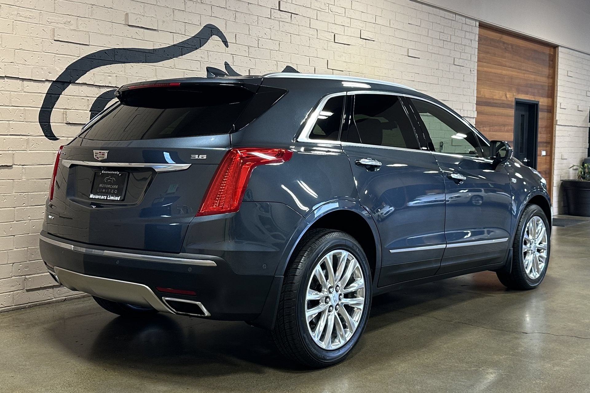 2019 Cadillac XT5 Platinum