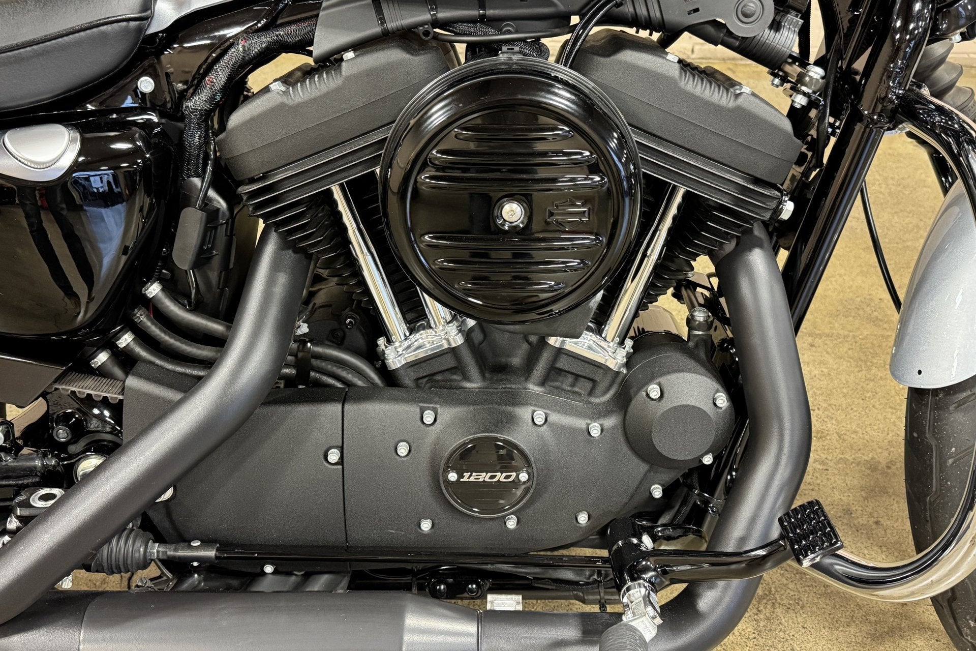2020 Harley-Davidson Sportster Iron 1200 Base