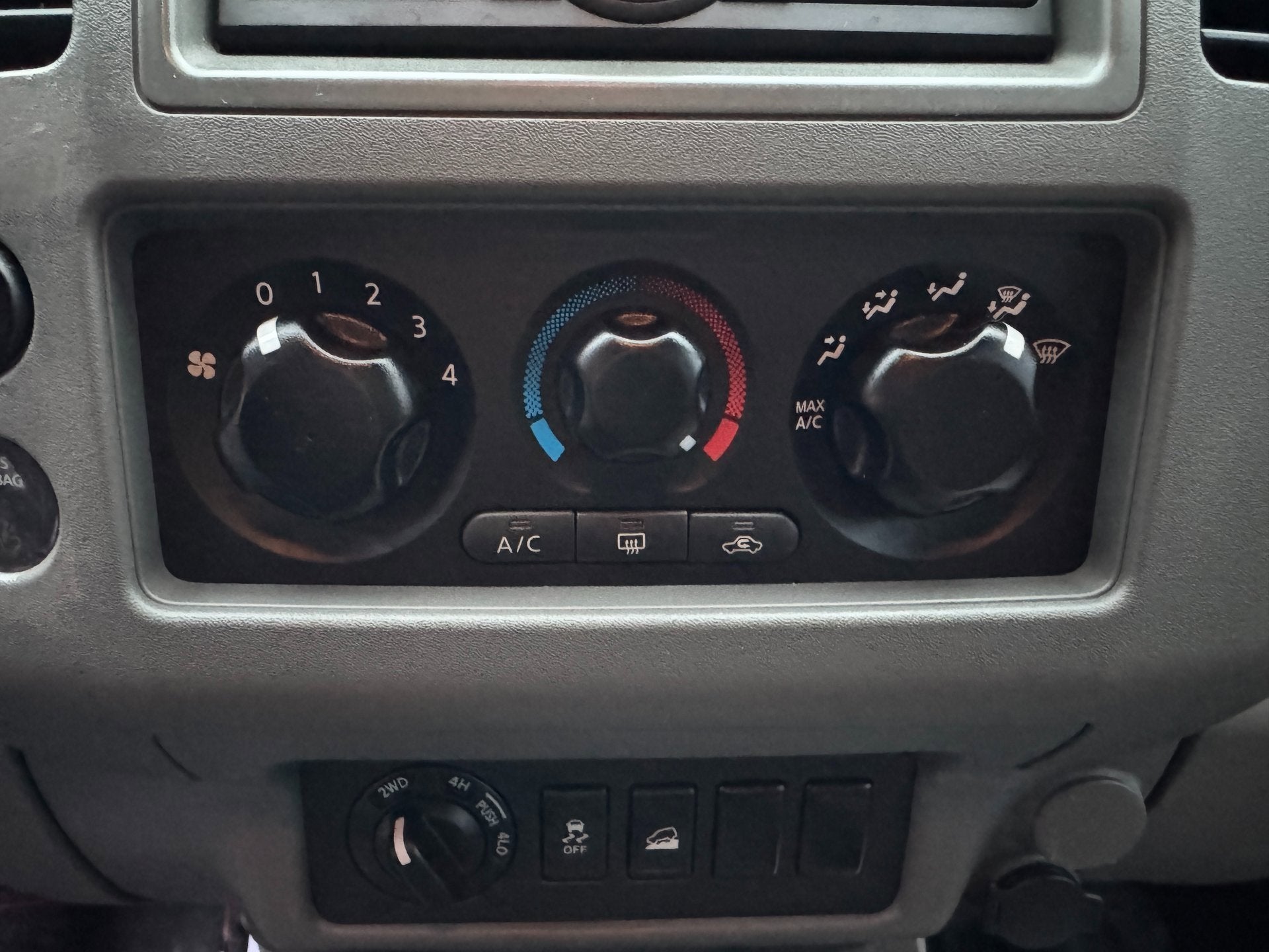 2012 Nissan Frontier S