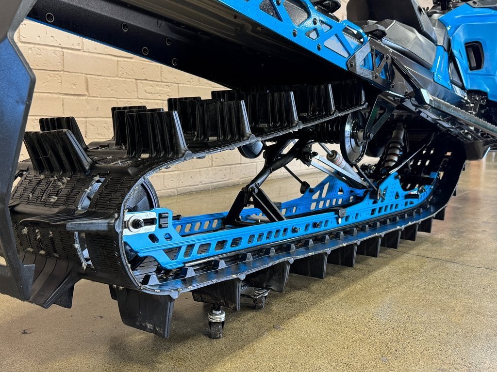 2019 Ski-Doo Summit X 850 E-TEC 175 Base