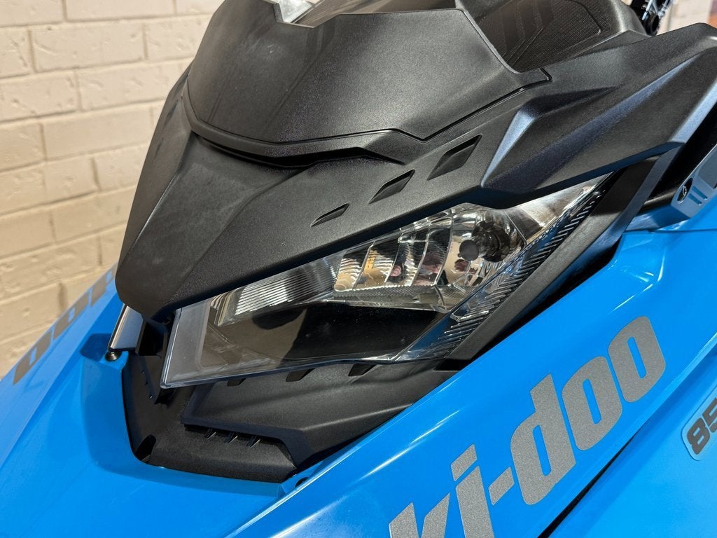 2019 Ski-Doo Summit X 850 E-TEC 175 Base