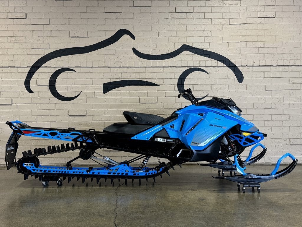 2019 Ski-Doo Summit X 850 E-TEC 175 Base