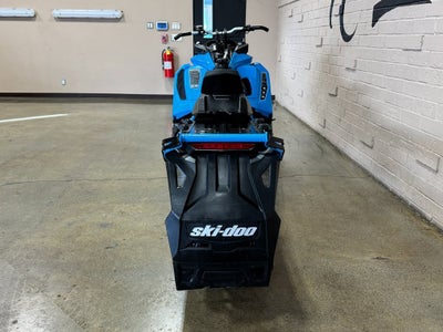 2019 Ski-Doo Summit X 850 E-TEC 175 Base