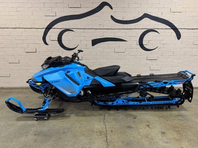 2019 Ski-Doo Summit X 850 E-TEC 175 Base