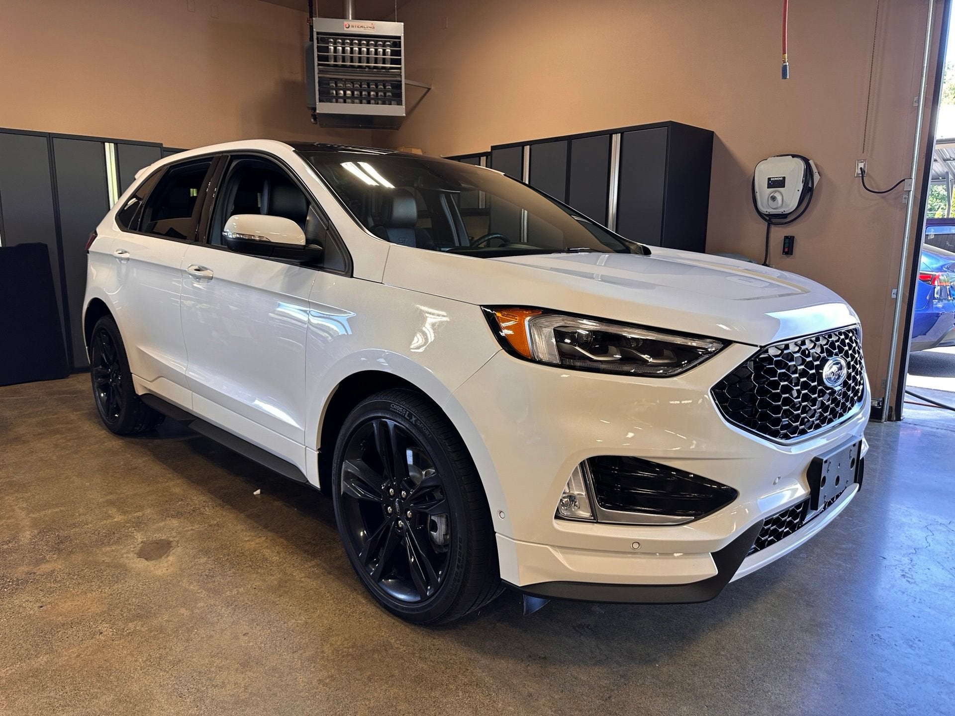 2021 Ford Edge ST
