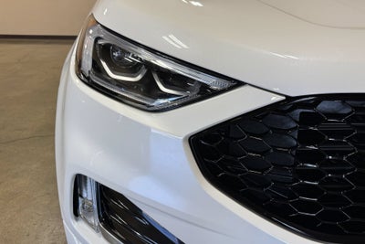 2021 Ford Edge ST