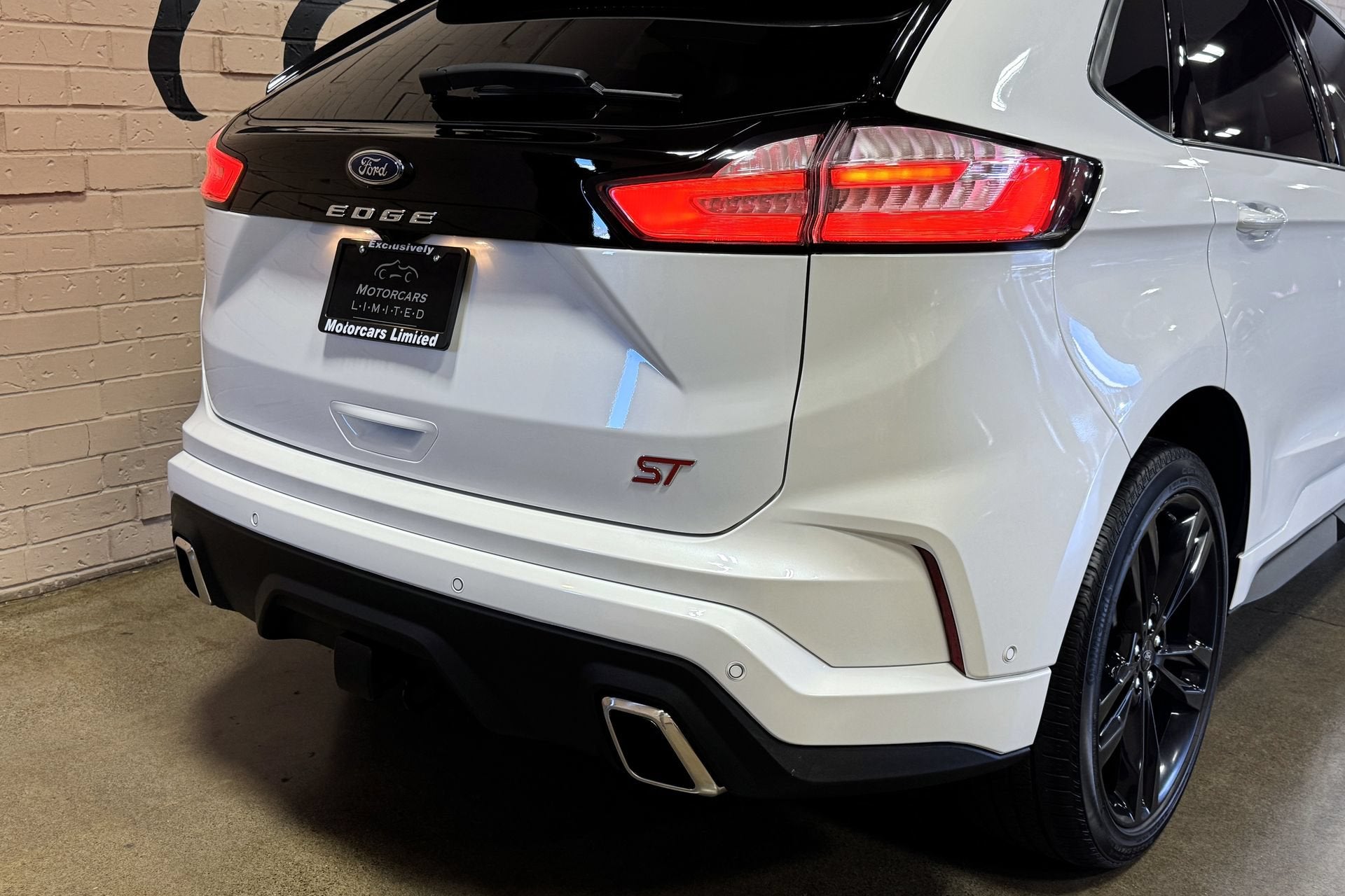 2021 Ford Edge ST