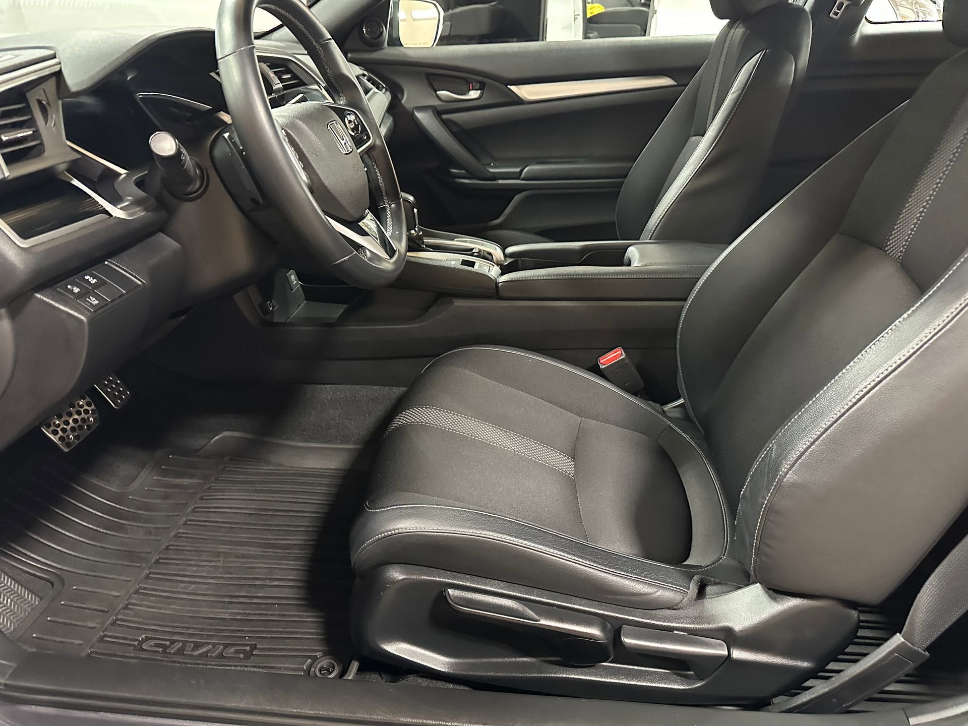 2019 Honda Civic Coupe Sport