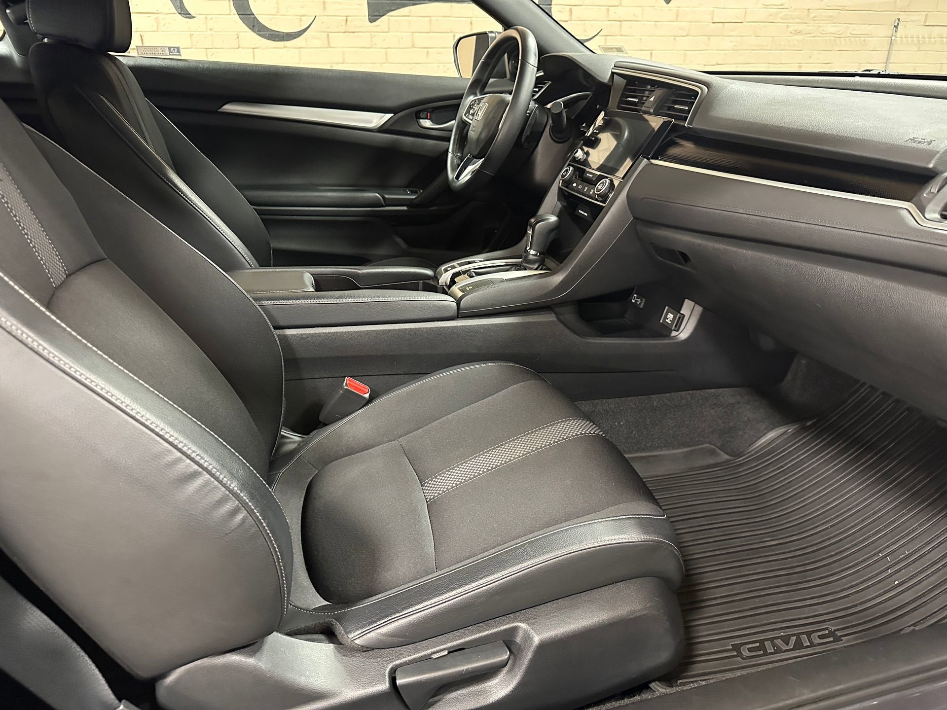 2019 Honda Civic Coupe Sport