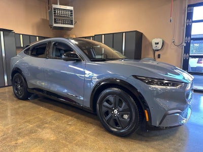 2023 Ford Mustang Mach-E California Route 1