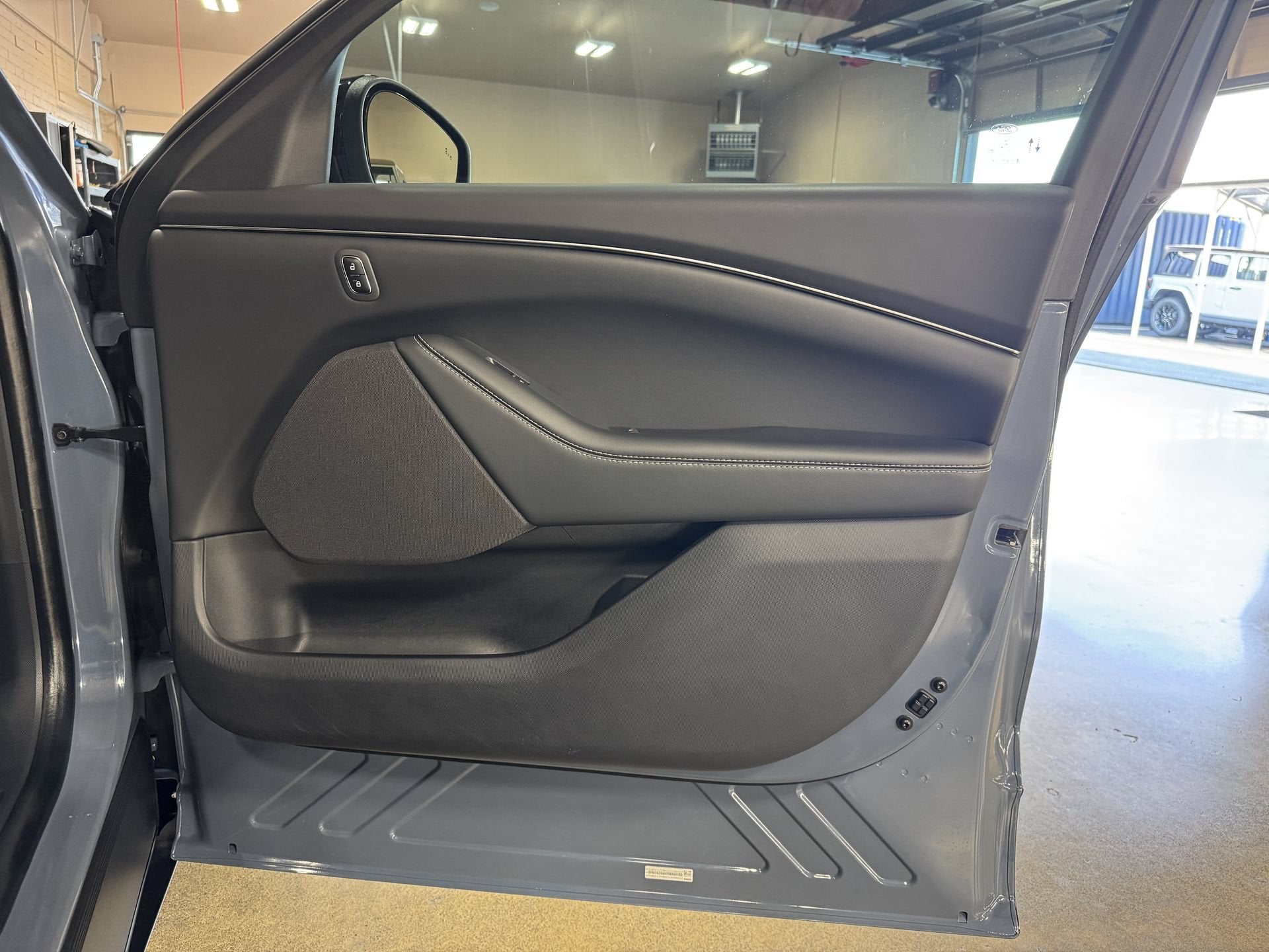 2023 Ford Mustang Mach-E California Route 1