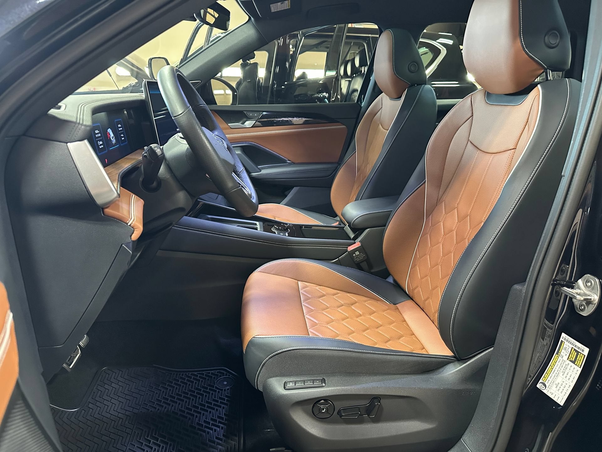 2025 Volkswagen Tiguan 2.0T SEL R-Line