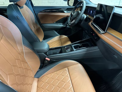 2025 Volkswagen Tiguan 2.0T SEL R-Line