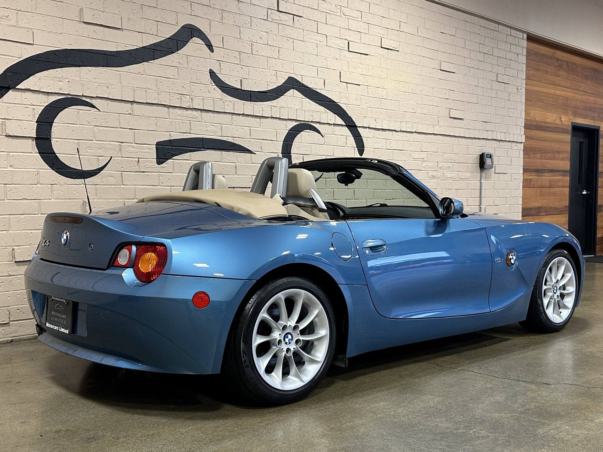 2003 BMW Z4 2.5i