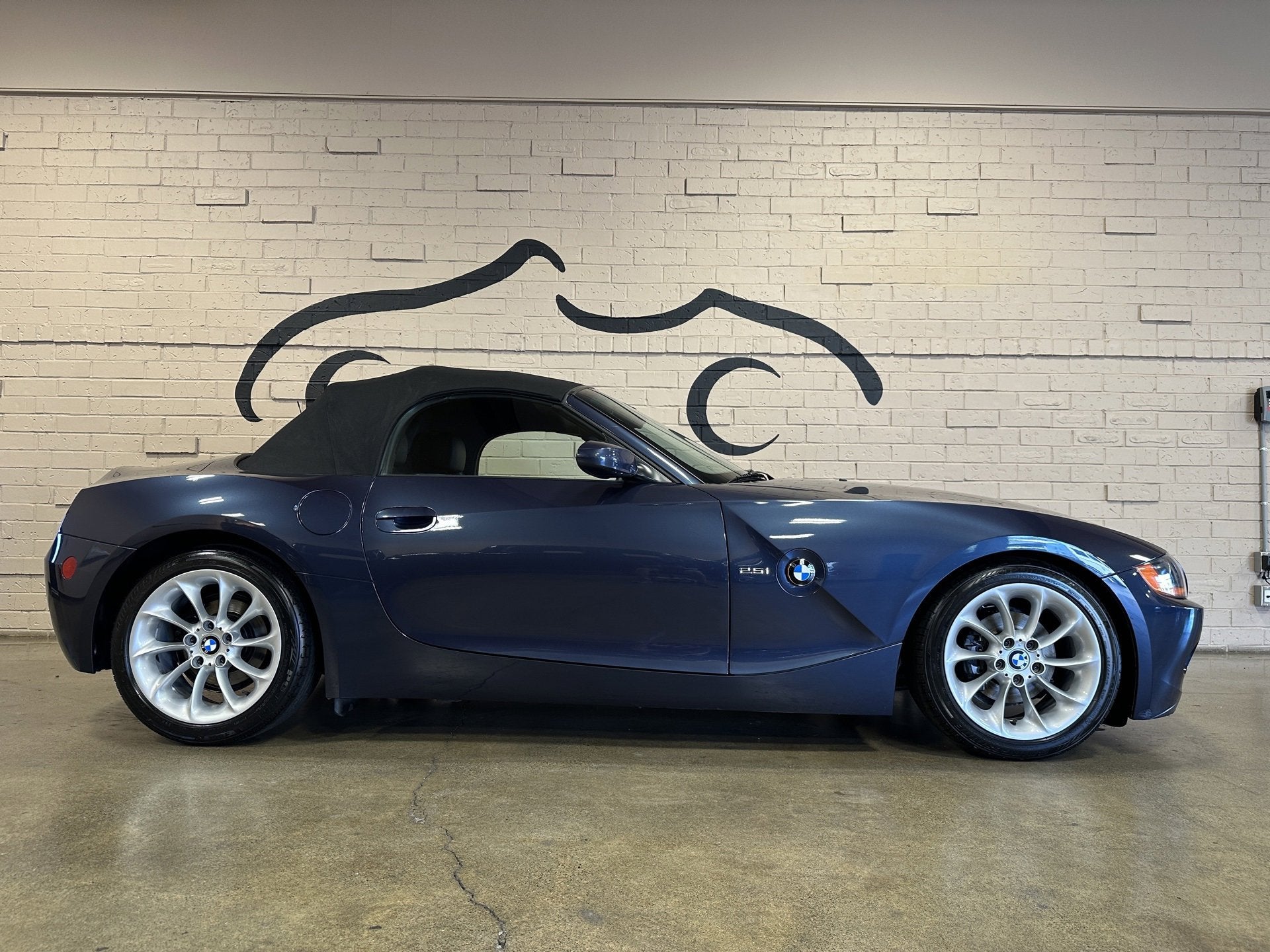 2003 BMW Z4 2.5i