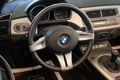 2003 BMW Z4 2.5i