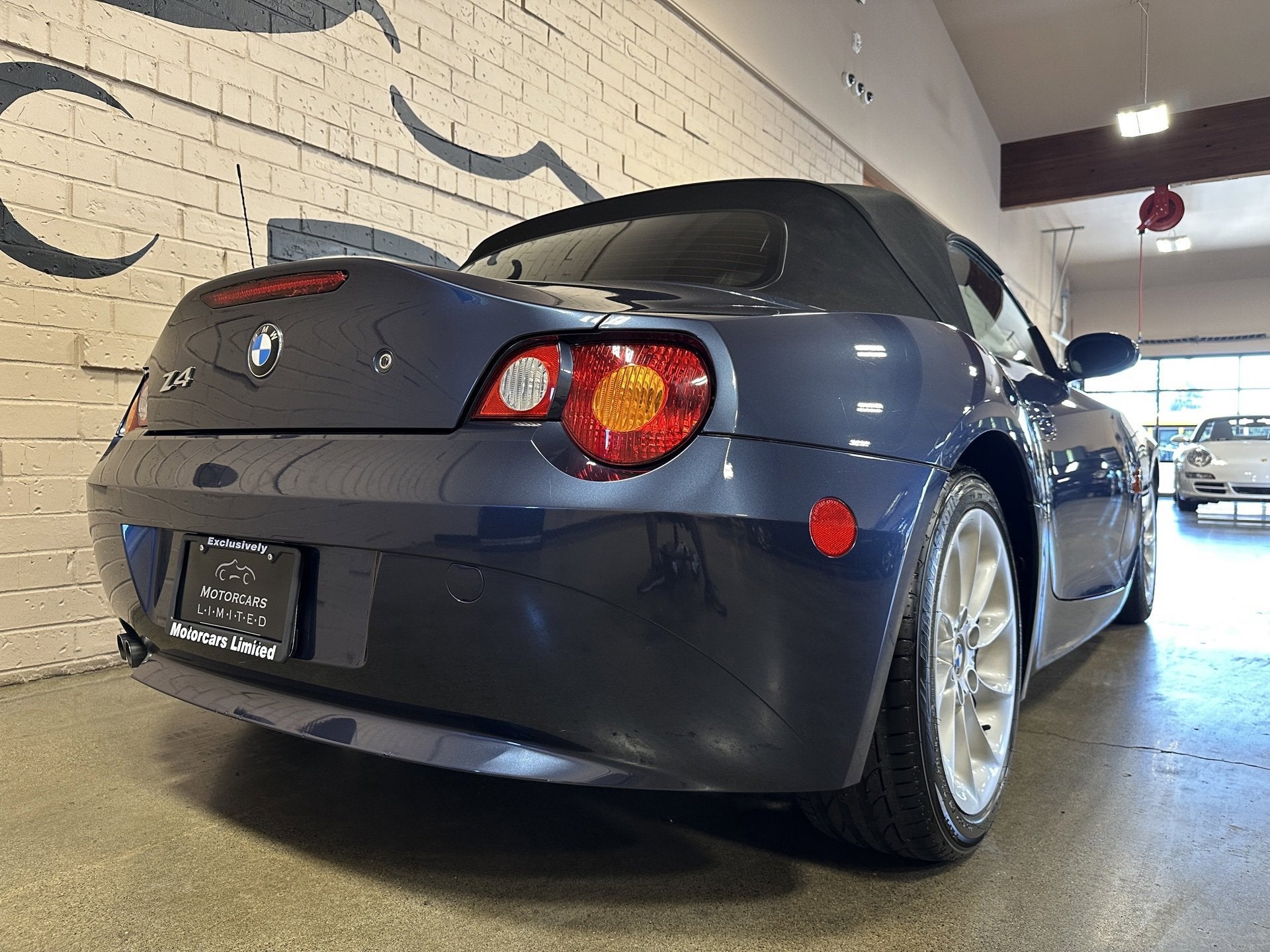 2003 BMW Z4 2.5i