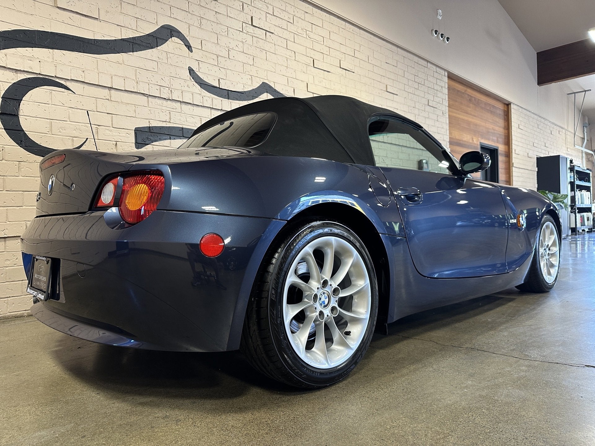 2003 BMW Z4 2.5i