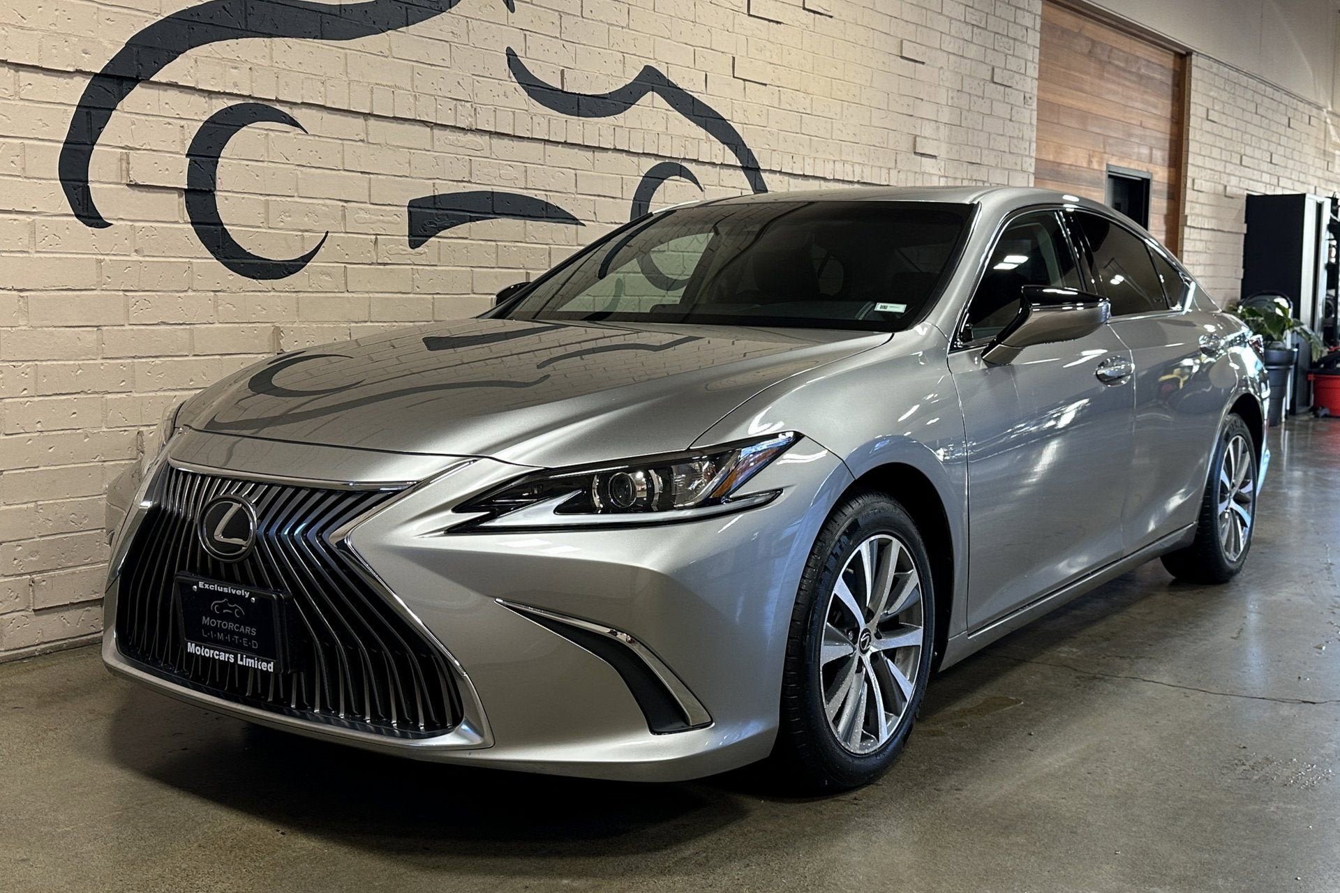 2021 Lexus ES 250