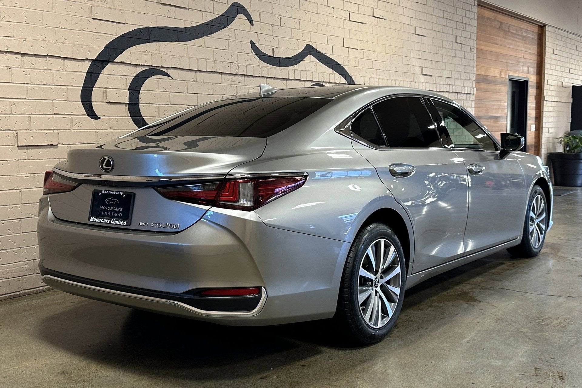 2021 Lexus ES 250