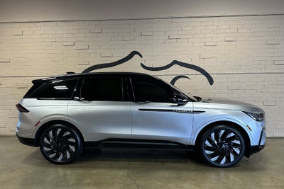 2024 Lincoln Nautilus Reserve