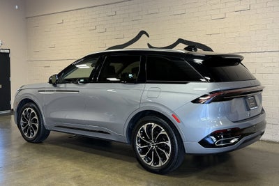 2025 Lincoln Nautilus Reserve