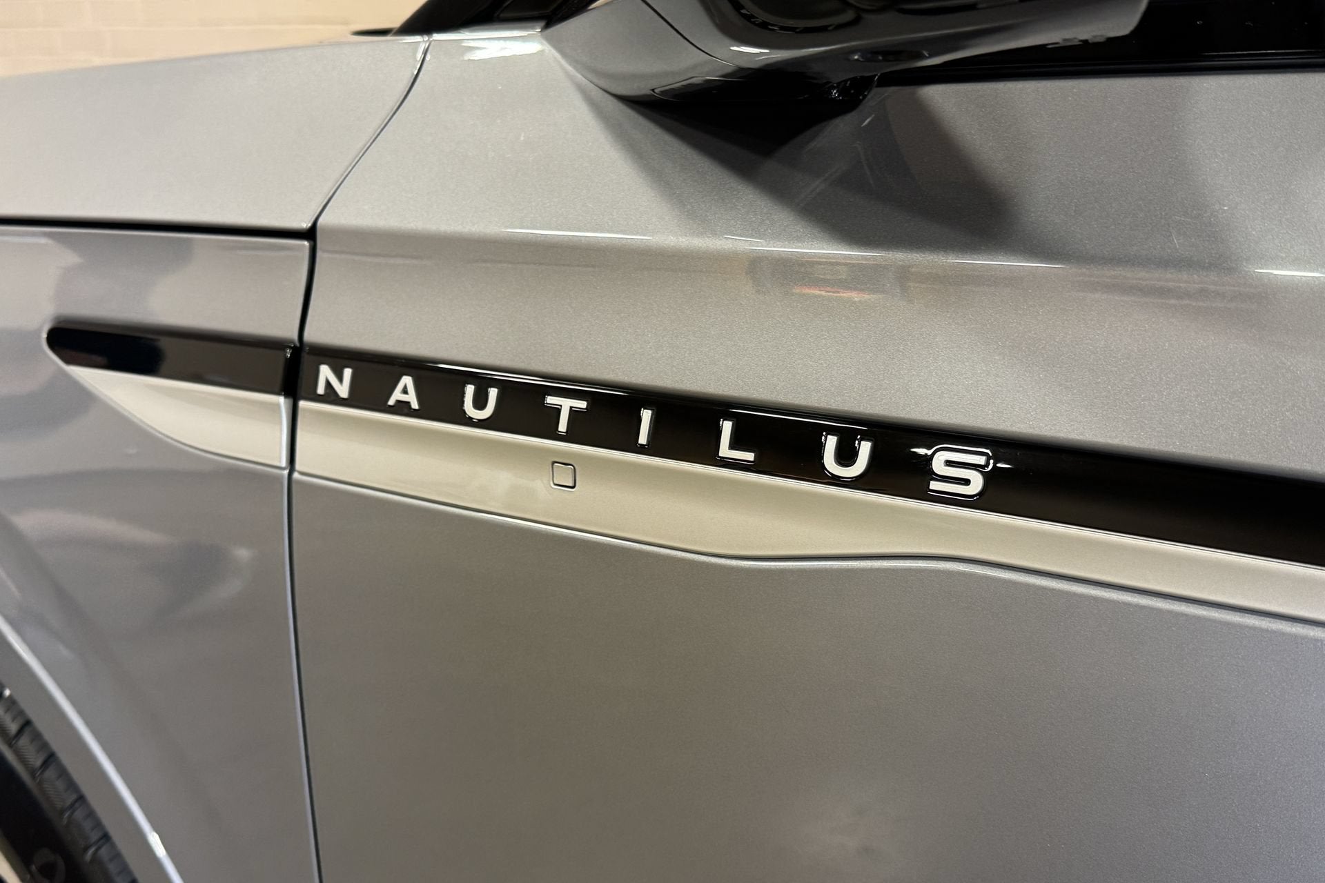 2025 Lincoln Nautilus Reserve