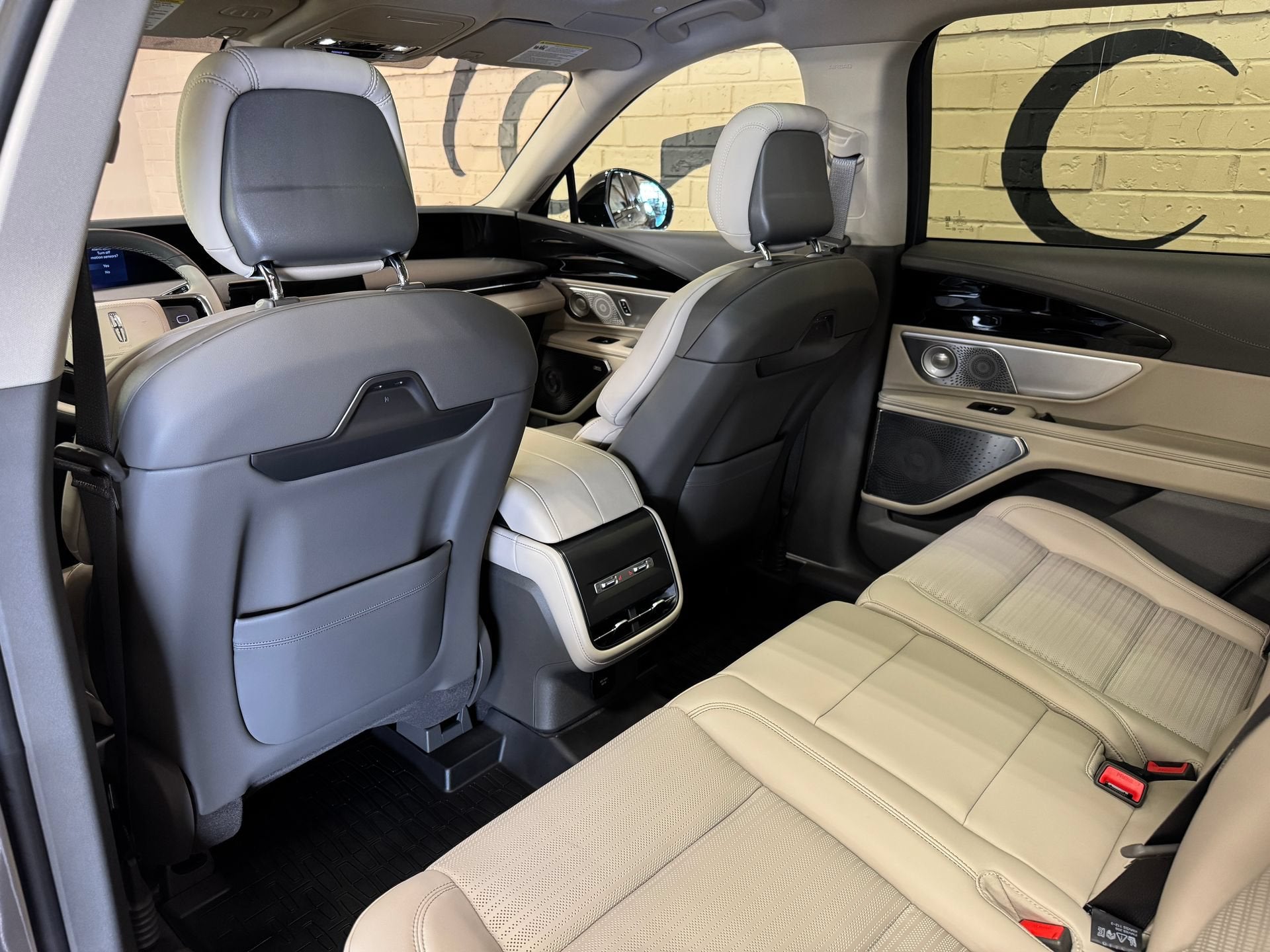 2025 Lincoln Nautilus Reserve