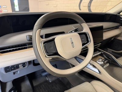2025 Lincoln Nautilus Reserve