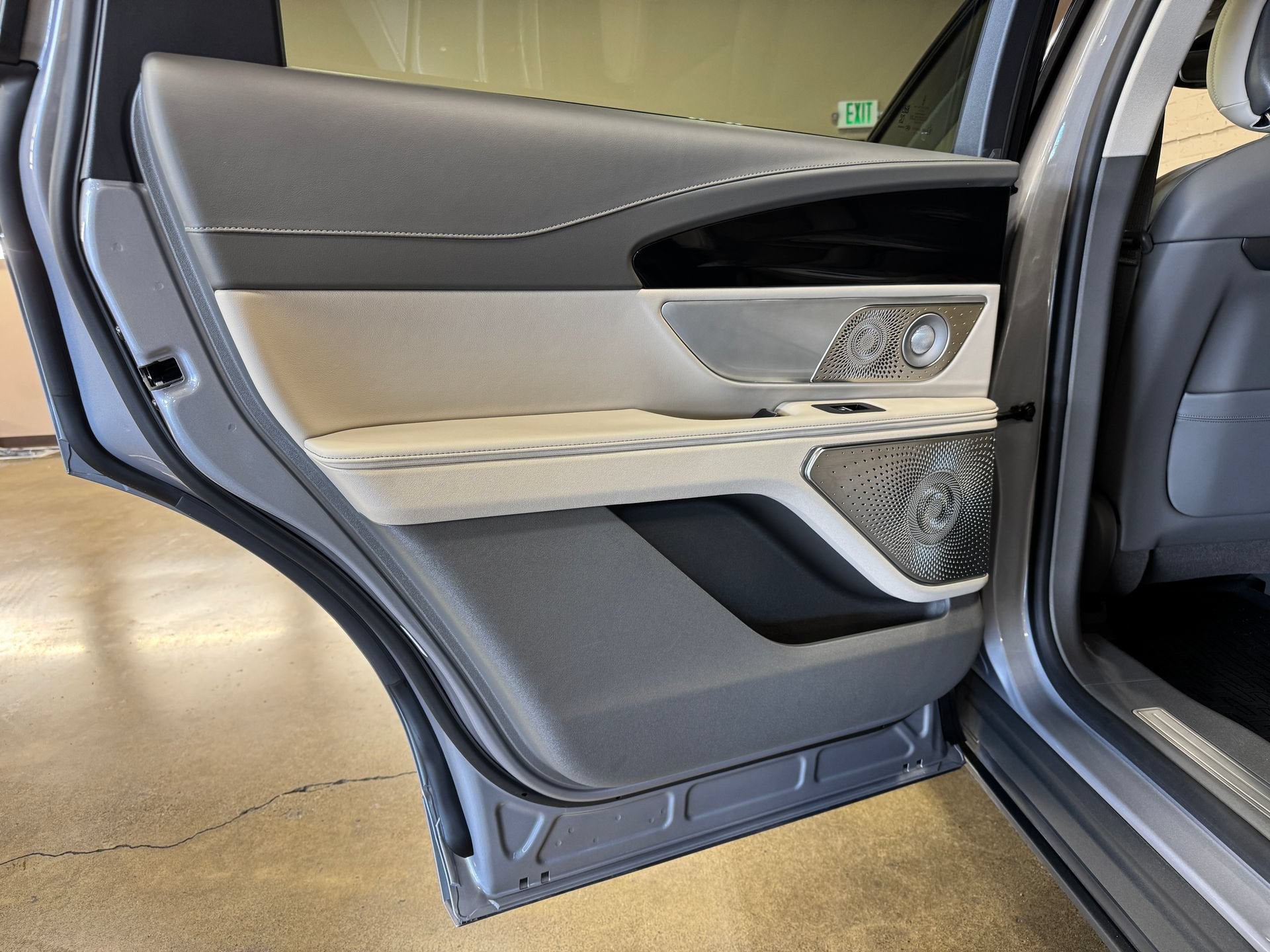 2025 Lincoln Nautilus Reserve