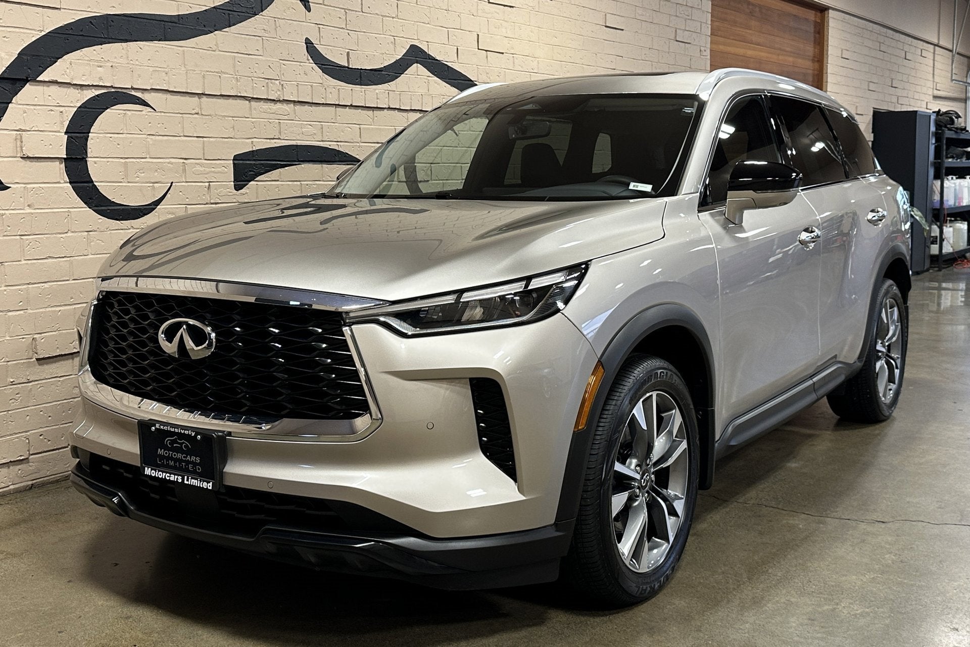 2025 INFINITI QX60 LUXE