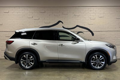 2025 INFINITI QX60 LUXE