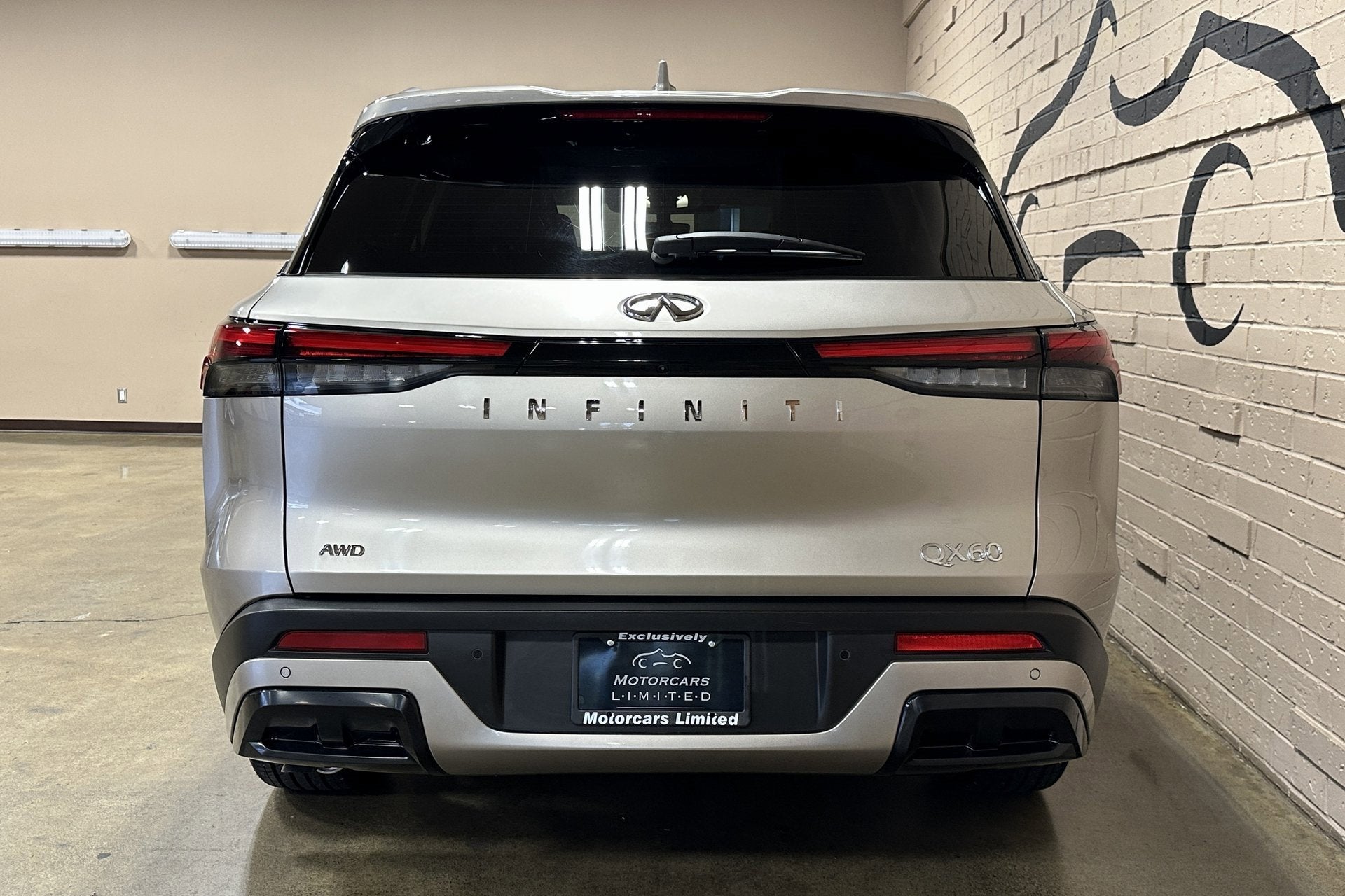 2025 INFINITI QX60 LUXE