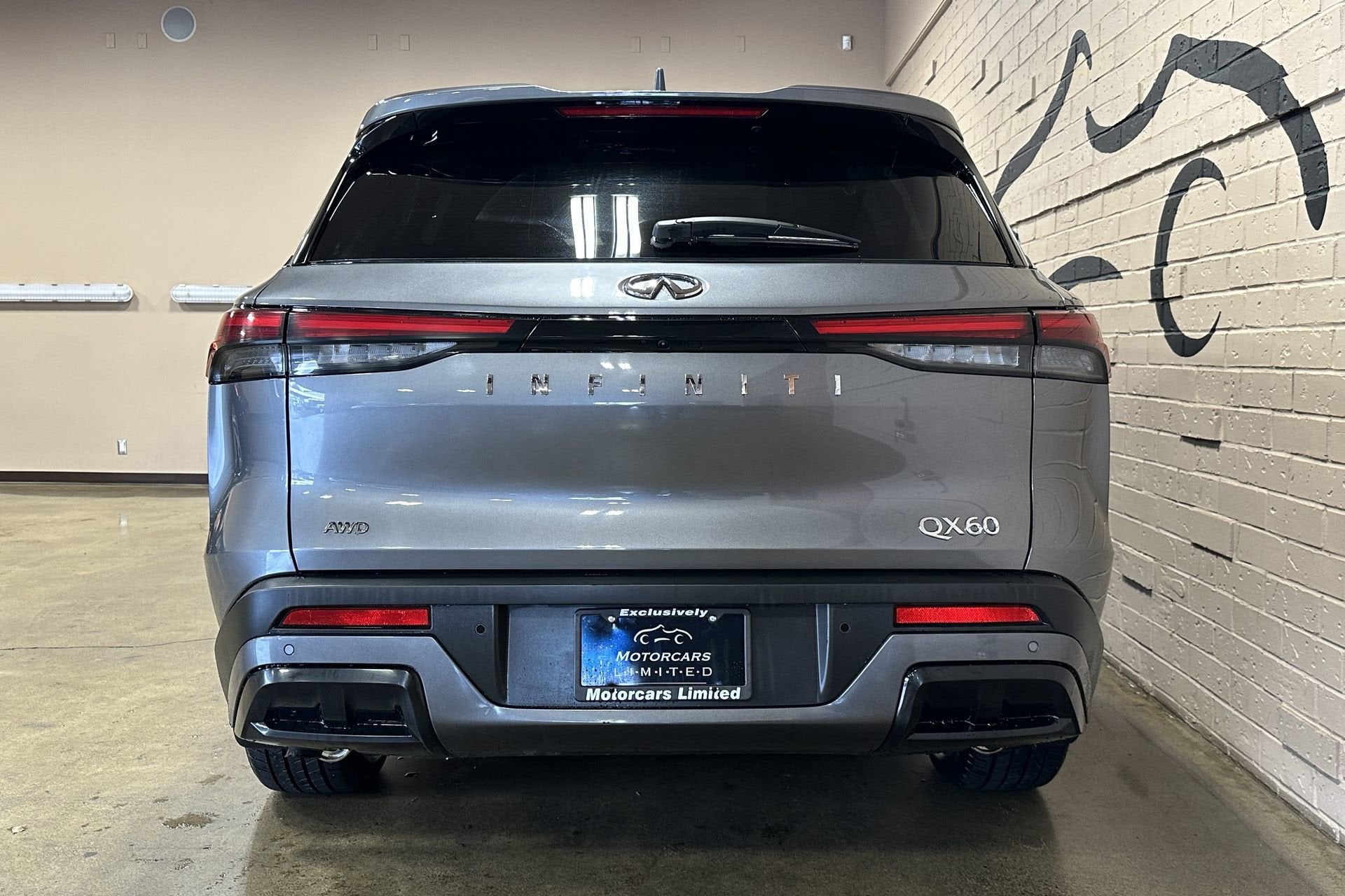 2025 INFINITI QX60 LUXE