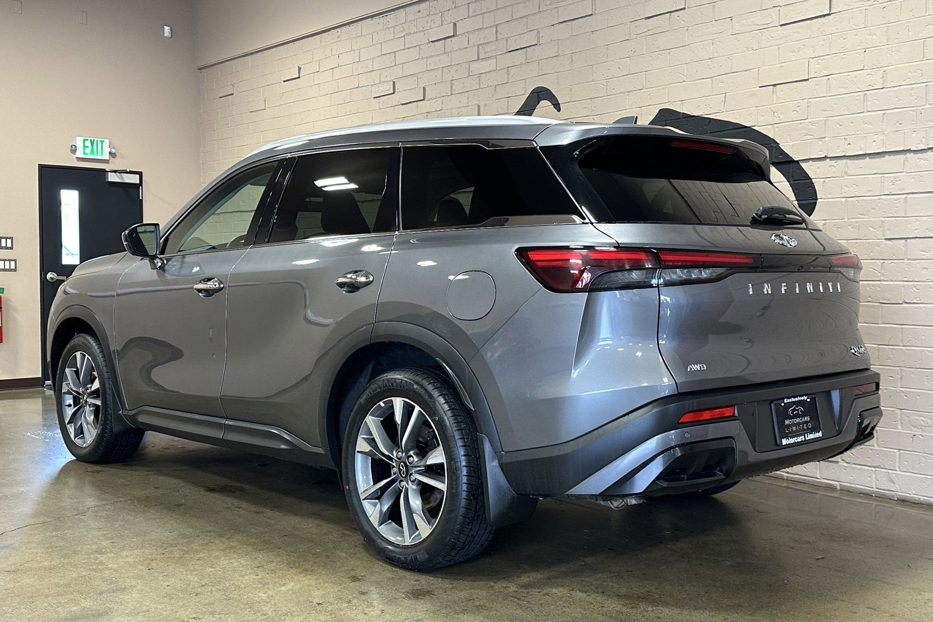 2025 INFINITI QX60 LUXE