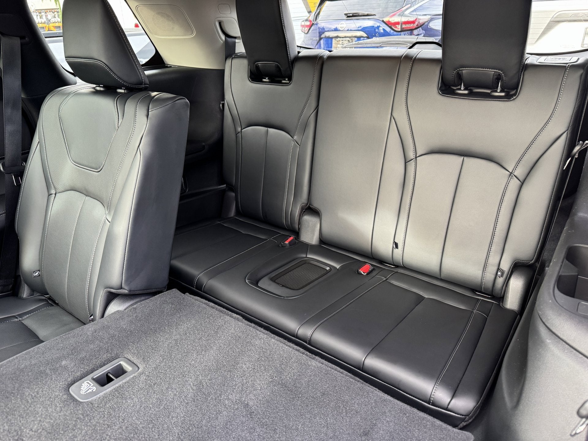 2023 INFINITI QX60 PURE