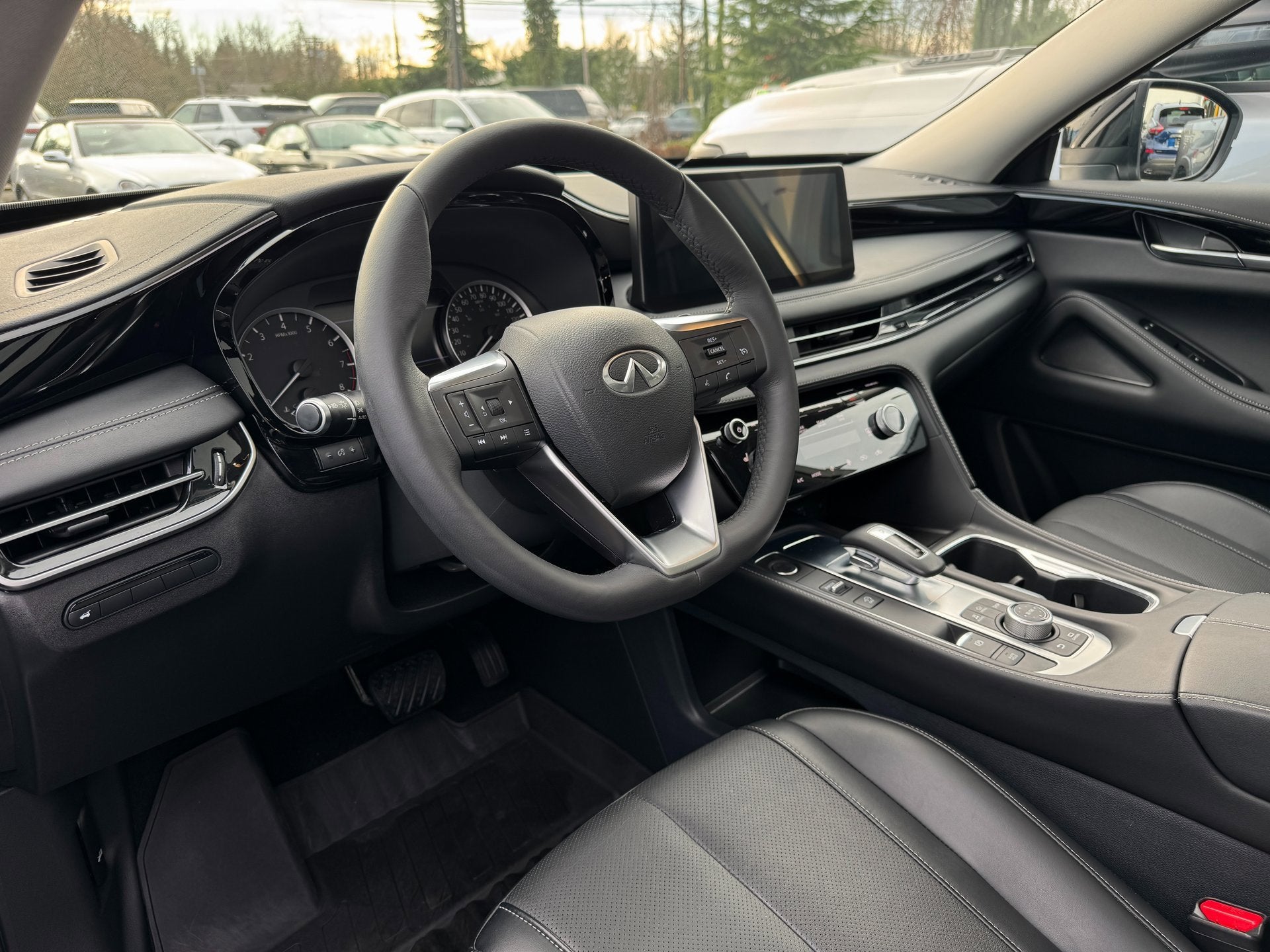 2023 INFINITI QX60 PURE