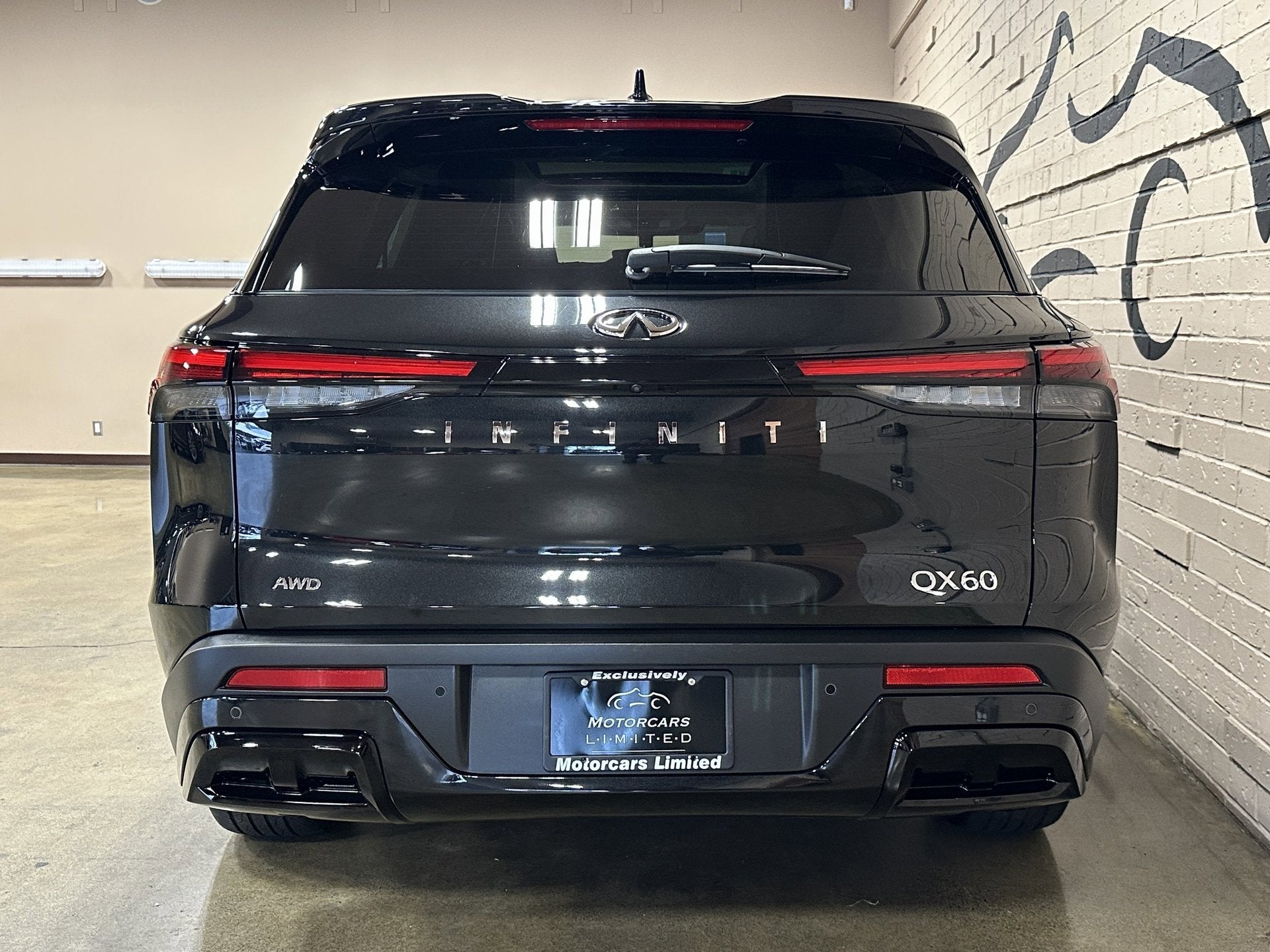 2023 INFINITI QX60 PURE