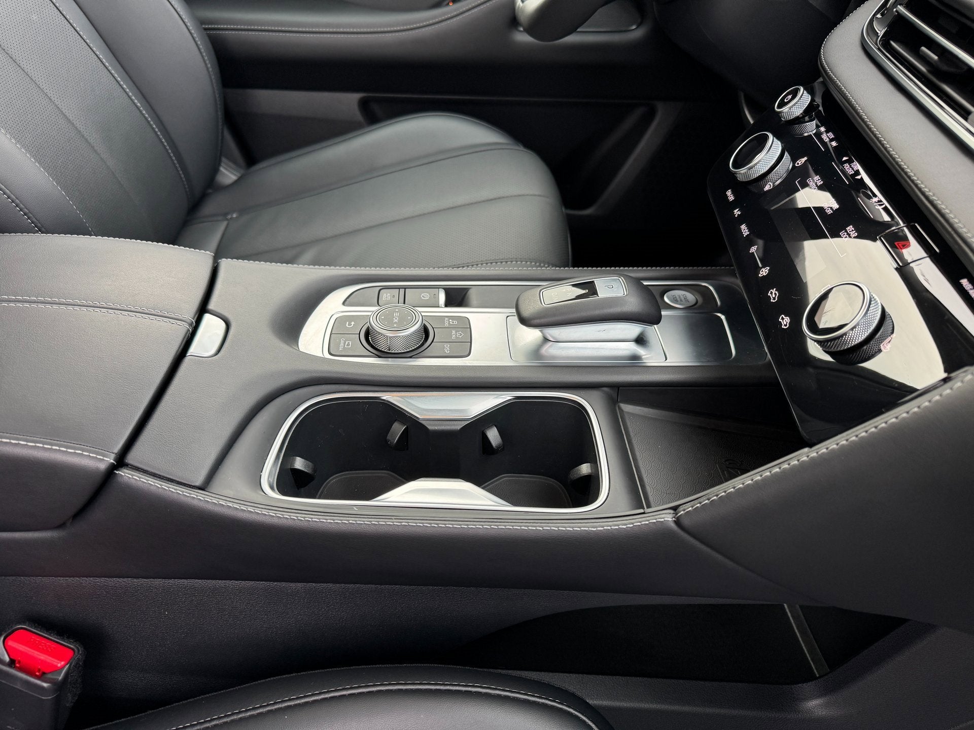 2023 INFINITI QX60 PURE