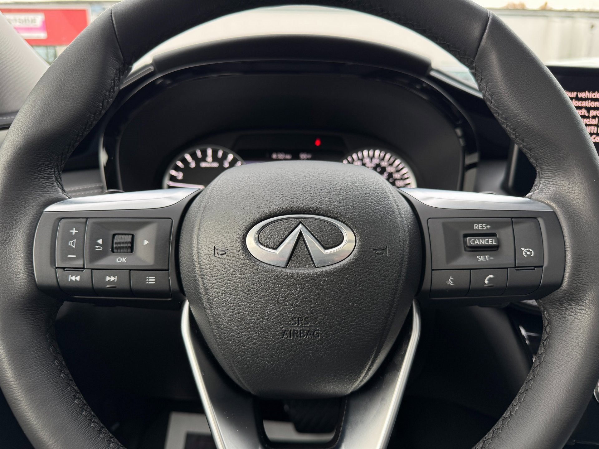 2023 INFINITI QX60 PURE