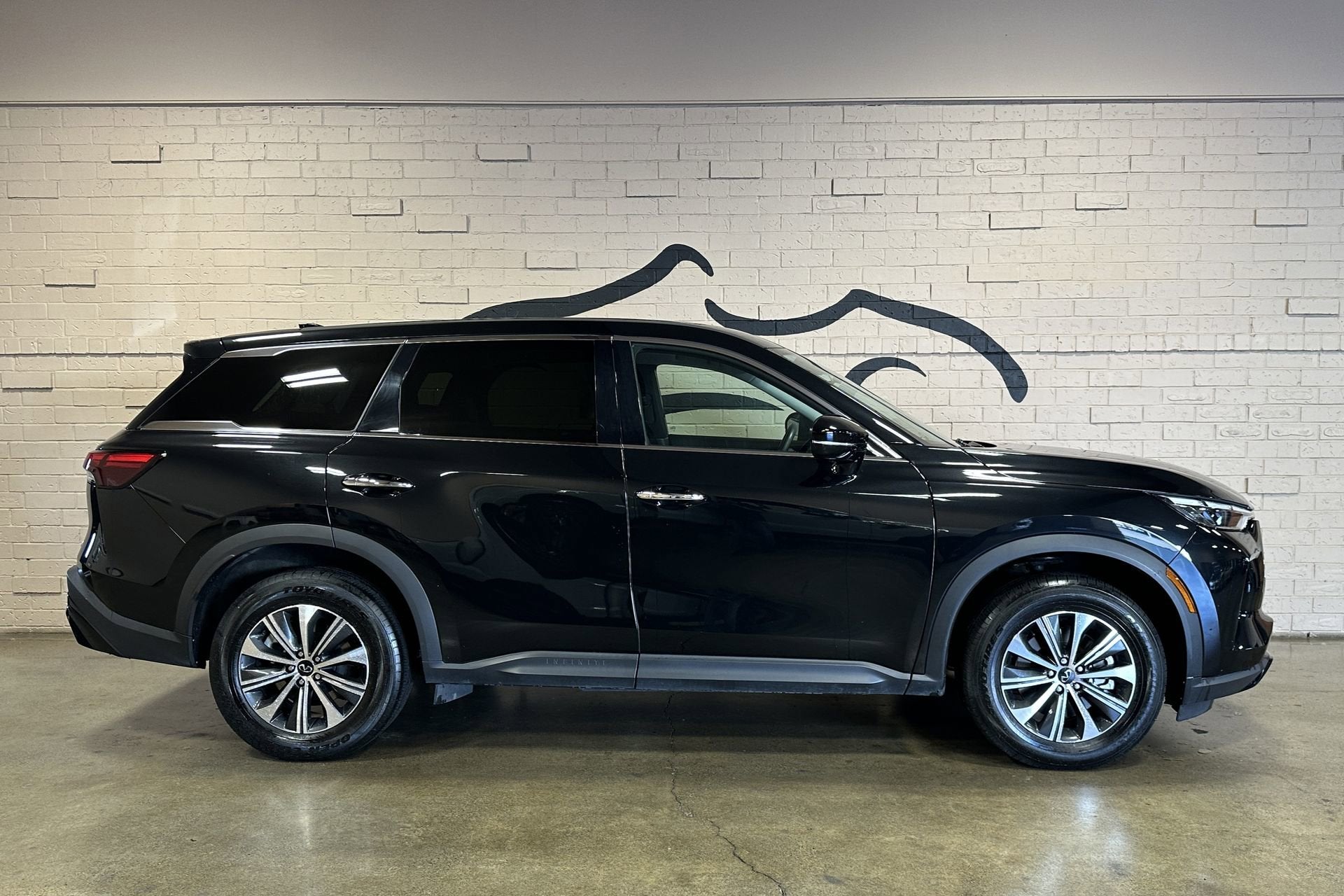 2024 INFINITI QX60 PURE