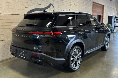 2024 INFINITI QX60 LUXE