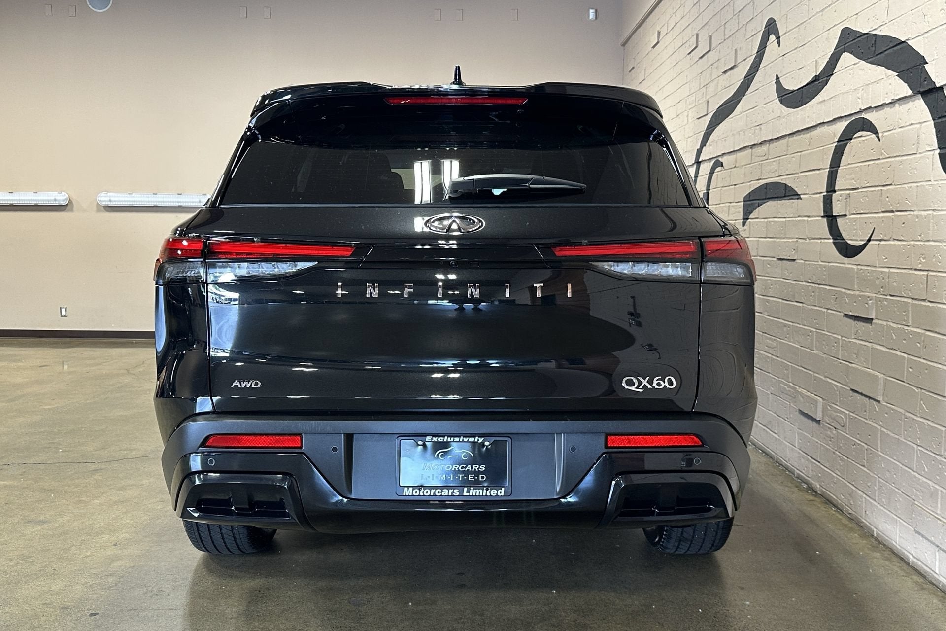 2024 INFINITI QX60 LUXE
