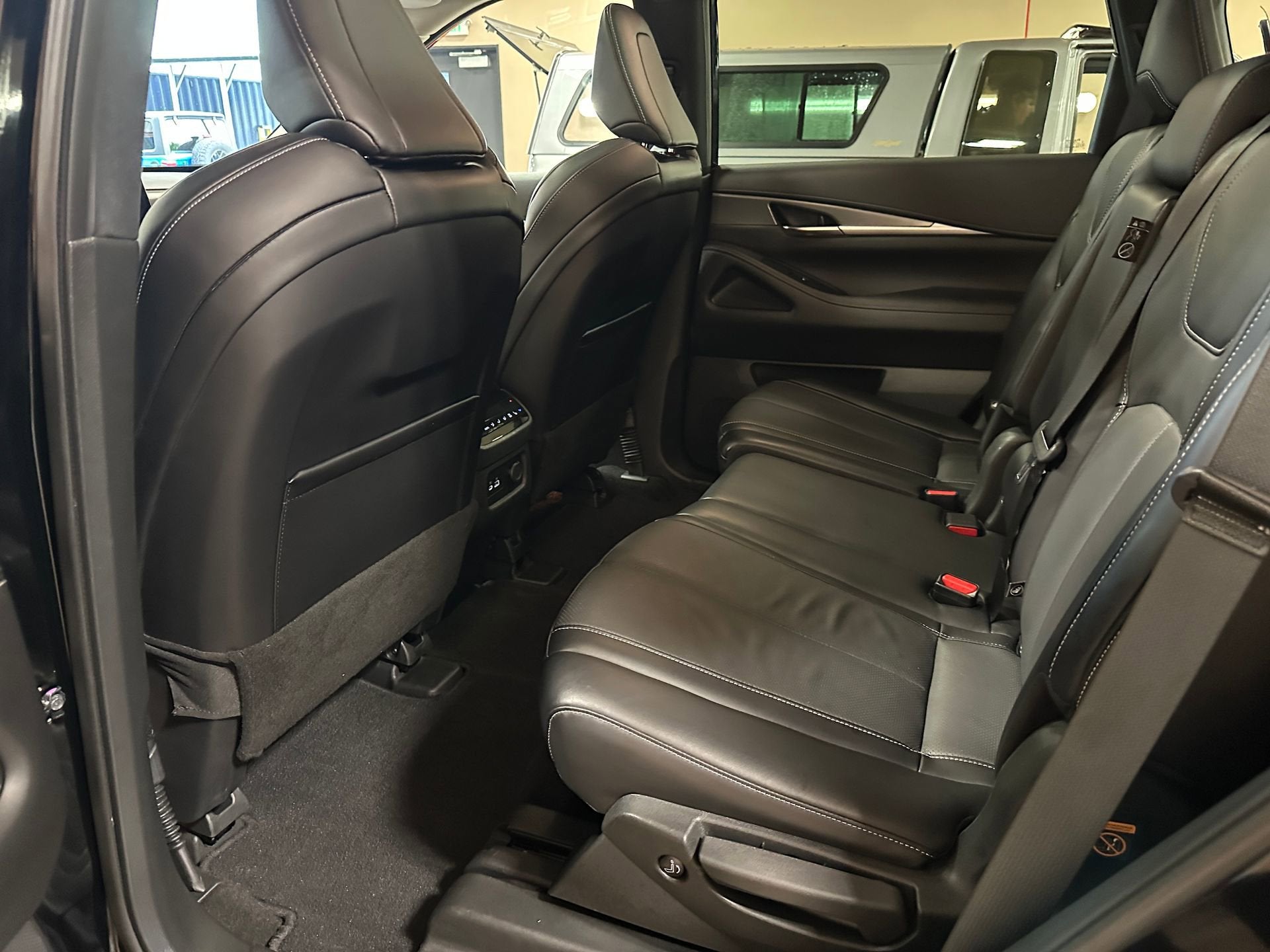 2024 INFINITI QX60 LUXE