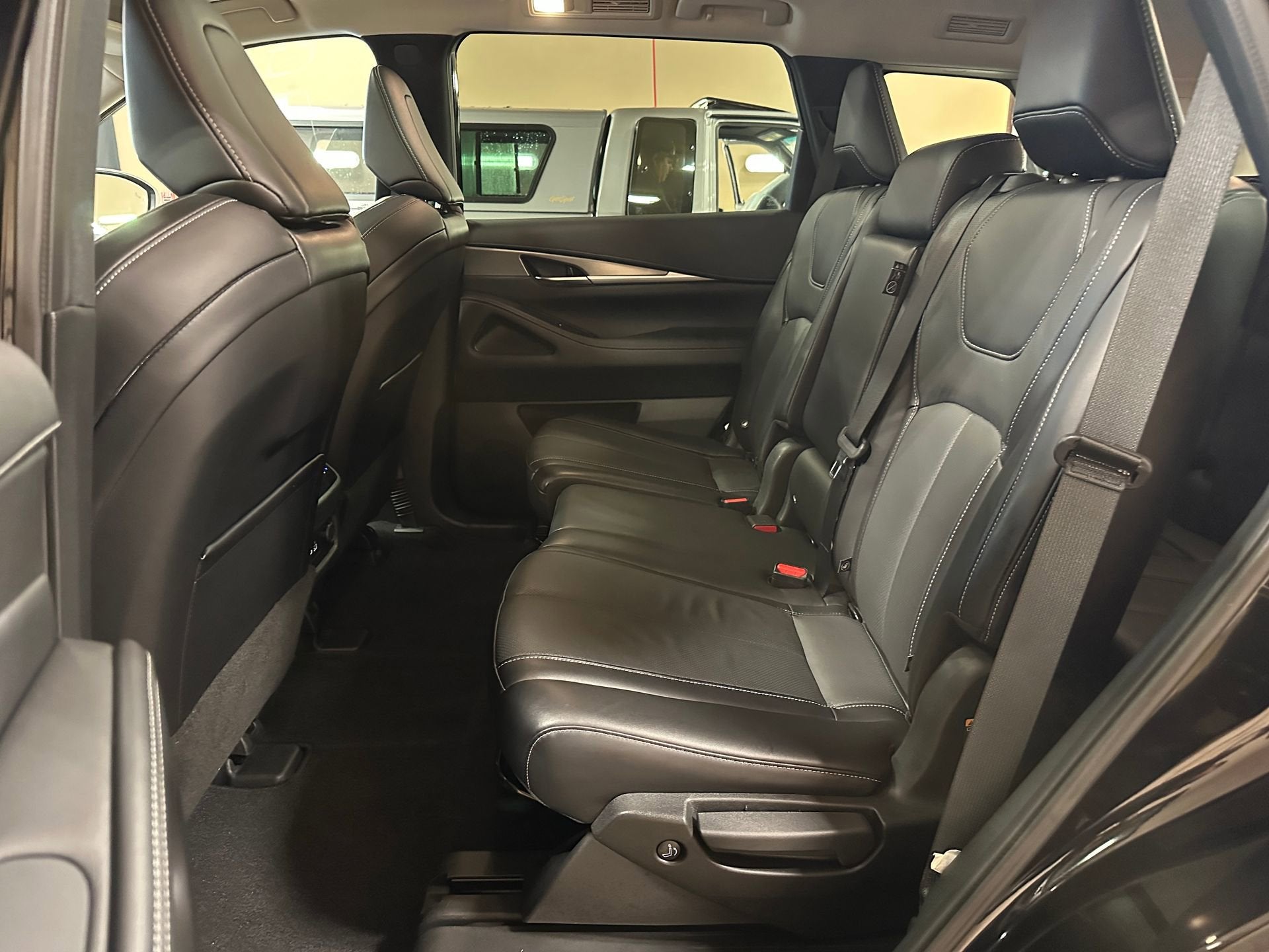 2024 INFINITI QX60 LUXE