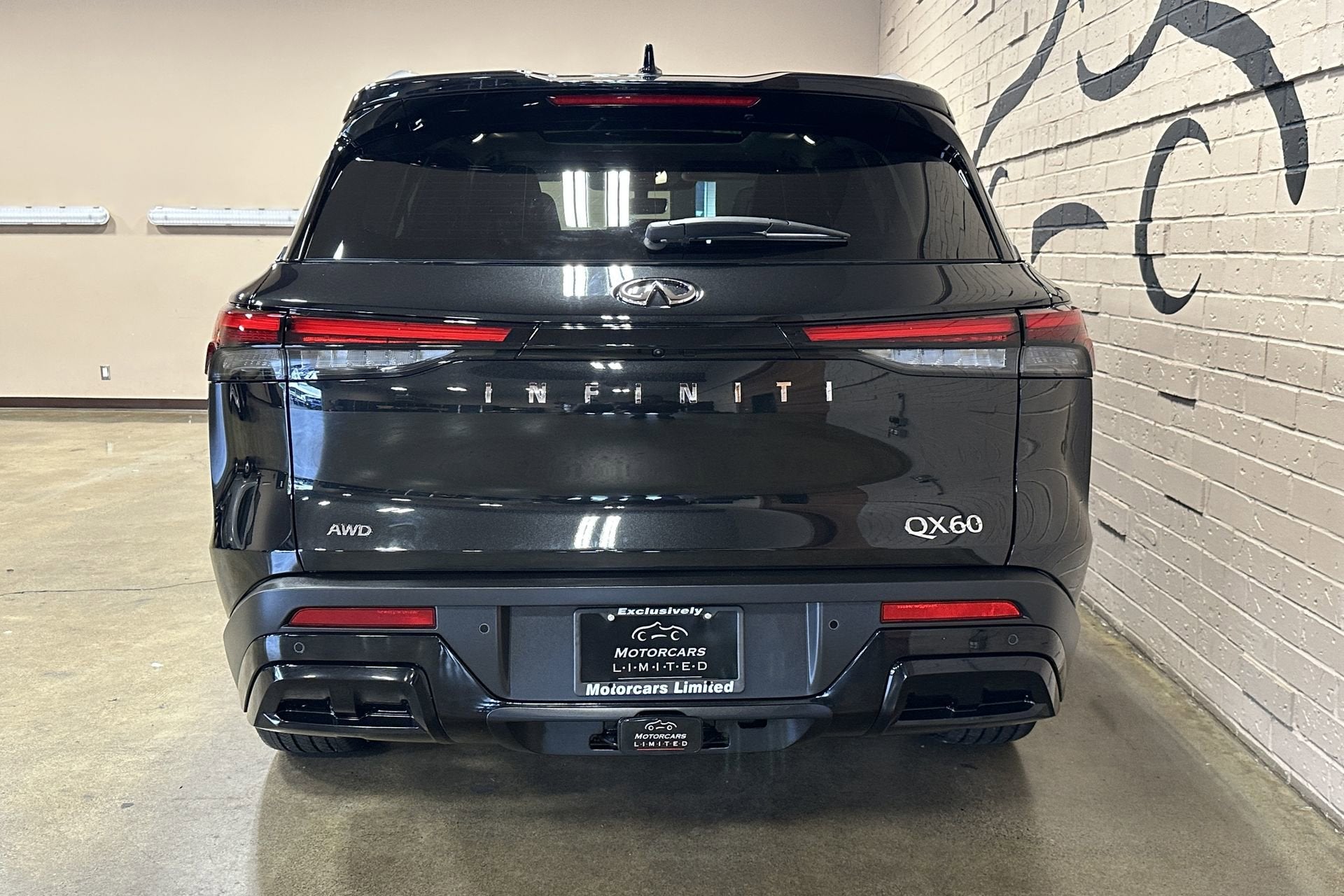 2024 INFINITI QX60 LUXE